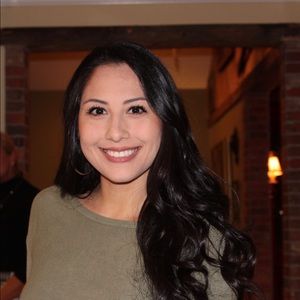 Meet your Posher, Rebecca